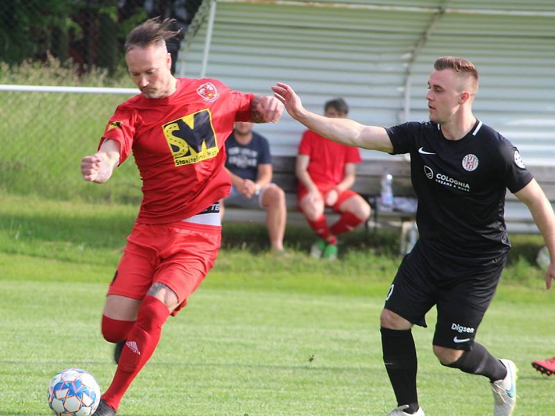 Letní liga Pivovaru Kutná Hora: TJ Sokol Červené Janovice - SK Malešov 7:3 (3:1).