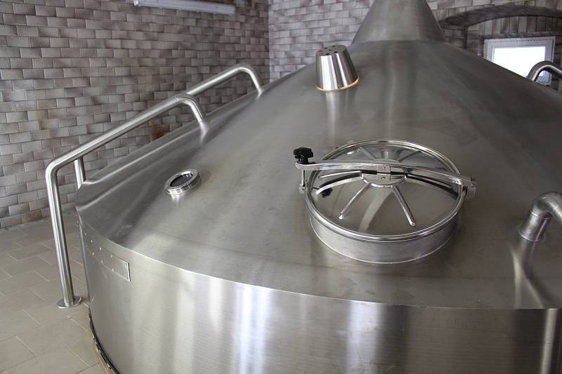 Měšťanský pivovar v Kutné Hoře v Lorci zahájil 20. února vaření první várky piva v rekonstruovaném pivovaru.
