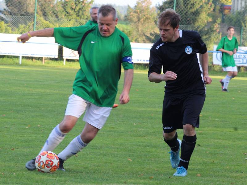 Fotbalová IV. třída, skupina B: SK Zbraslavice B - TJ Sokol Kaňk B 1:3 (1:0).