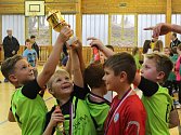Z halového turnaje Okresního fotbalového svazu v Kutné Hoře pro mladší přípravky.
