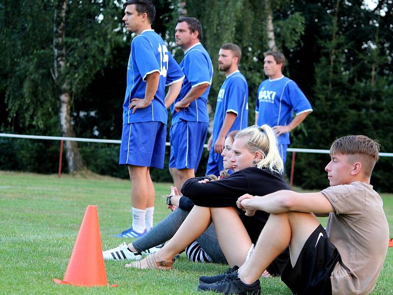 Z 22. ročníku Pukma Cupu, turnaje v malé kopané v Červených Janovicích.