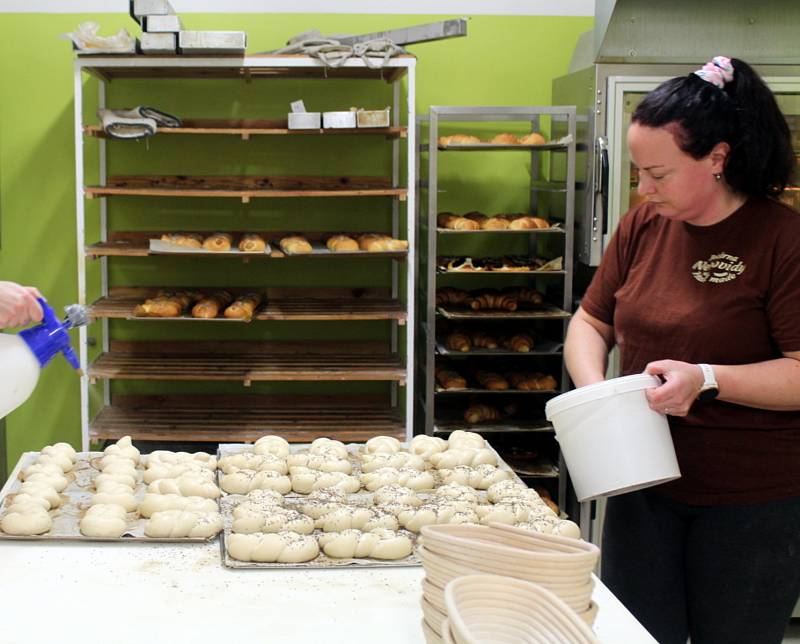 Pekař na hranici okresů: naši pekárnu hodláme udržet stůj co stůj.