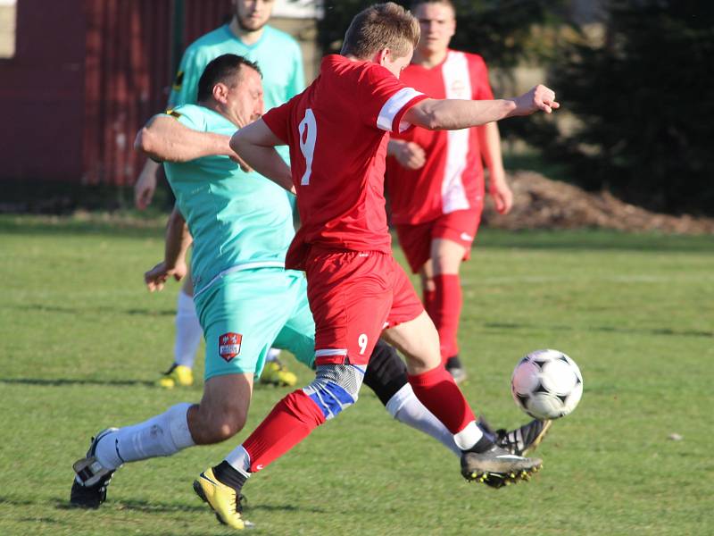 Fotbalová III. třída: TJ Sokol Červené Janovice - TJ Star Tupadly B 2:0 (0:0).