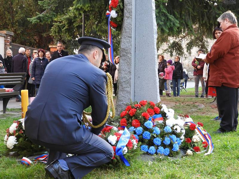 Z odpoledního setkání u příležitosti 30. výročí sametové revoluce v Čáslavi