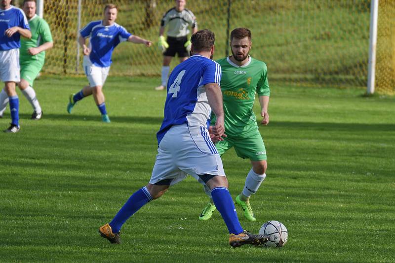 Zápas sedmnáctého kola okresního přeboru vyhrály Zbraslavice nad Chotusicemi 5:1.