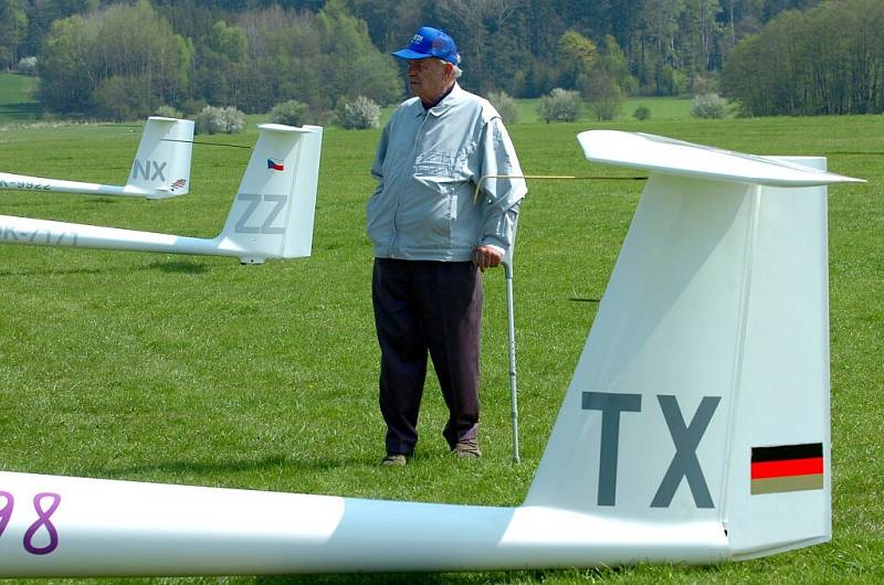 AZ Cup ve zbraslavickém Aeroklubu