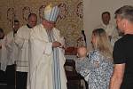 Kardinál Dominik Duka obnovil v kostele zasvěcení města Panně Marii Čáslavské