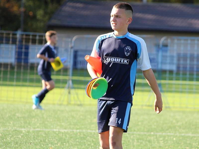 Česká fotbalová liga mladších žáků U13: FK Čáslav - SK Sparta Kolín 2:8 (0:1, 1:2, 1:5).