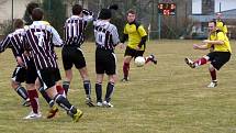 Okresní přebor: Kácov - Uhlířské Janovice B 3:1, 6. dubna 2013.