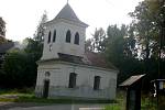 Dominantou malé vesničky Bludov je kaple sv. Jana Nepomuckého.