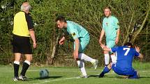 Fotbalová III. třída: TJ Zbýšov - TJ Sokol Červené Janovice 3:2 (2:0).