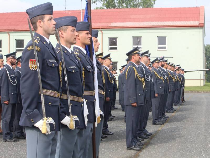 Jmenování nového velitele 21. základy taktického letectva Čáslav