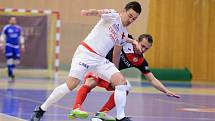 První zápas semifinále play off Chance futsal ligy vyhrála Slavia Praha ve Zruči nad Sázavou 4:3 po prodloužení.