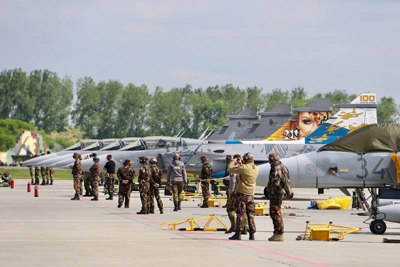 Čeští stíhači si z mezinárodního cvičení NATO Tiger Meet 2018 odnášejí třetí místo.