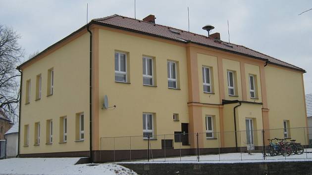 Zrekonstruovaná škola ve Vlkanči