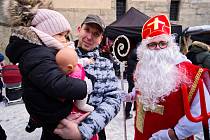 Vánoce na nádvoří Vlašského dvora v Kutné Hoře, 3. prosince 2023.