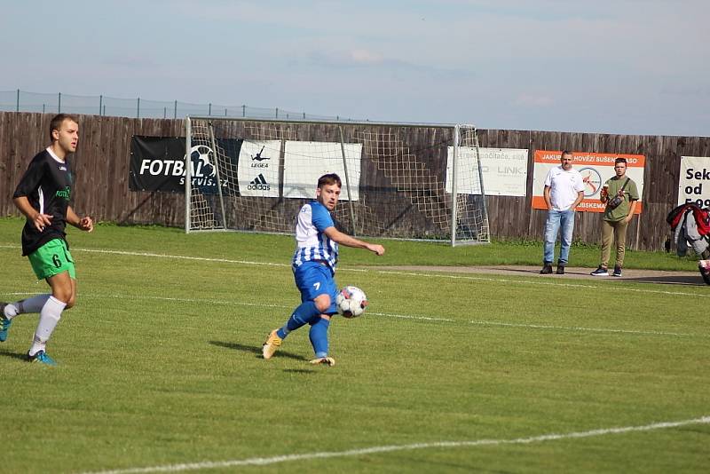 Z fotbalového utkání okresního přeboru Církvice - Chotusice