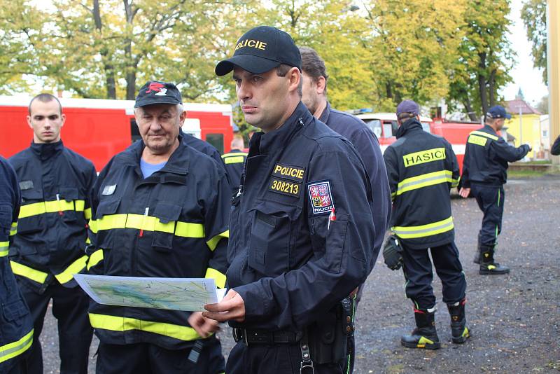 Policisté a hasiči hledali v rámci taktického cvičení dvě osoby.