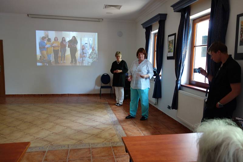 V konferenčním sále se setkali pracovníci z Kutné Hory i Mnichova.