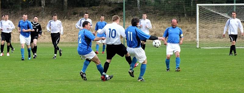 18. kolo IV. třídy, sk. B: Zruč n. S. B - Červené Janovice 2:0, 20. dubna 2013.