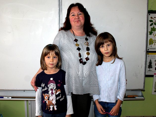 Základní škola Vlastějovice, I. třída s učitelkou Olgou Sýsovou