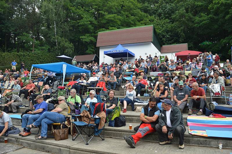 Lidé si užili v Čáslavi bluegrassový festival Banjo Jamboree.