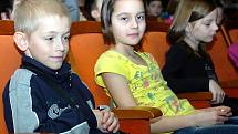 Představení Naivního divadla Liberec zhlédly děti z kutnohorských základních a mateřských škol v Tylově divadle.