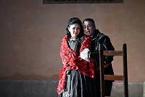 Operní týden pokračoval představením Rigoletto.