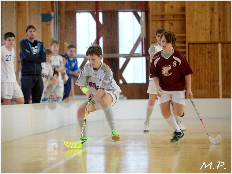 Starší žáci kutnohorského florbalového klubu Olympie remizovali 2:2 s Kladnem B.