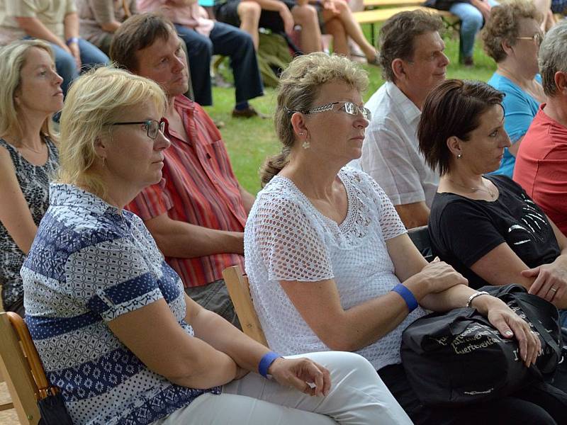 Melody Makers v zámeckém parku ve Zruči nad Sázavou