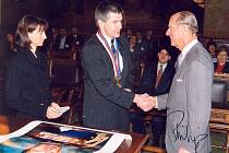 Z návštěvy prince Philipa v Kutné Hoře v roce 1996.