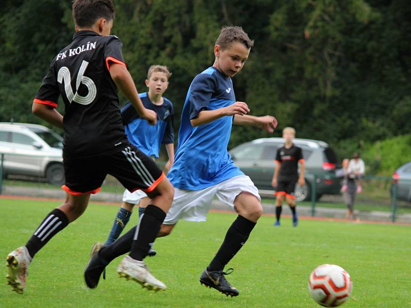 Z fotbalového přátelského zápasu starších žáků U15: FK Čáslav - SK Sparta Kolín 9:0 (3:0, 1:0, 5:0).