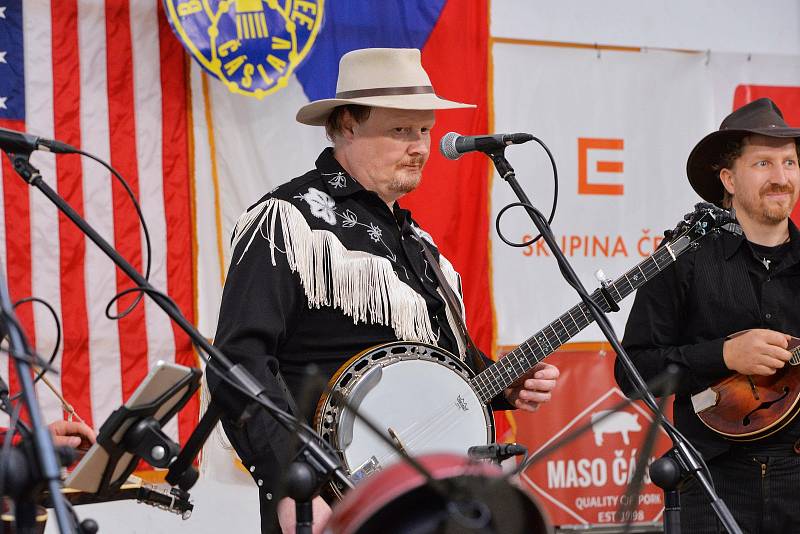 V letním kině v Čáslavi se konal 48. ročník nejstaršího evropského, a největšího bluegrassového festivalu v České republice, Banjo Jamboree 2020.