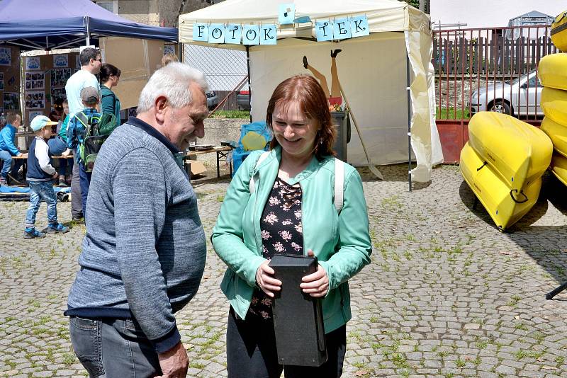 A jako novinka bylo to, že se festival více programově orientoval na děti. Připraveny byly tvořivé dílny, ruzné soutěže, nebo skákací hrad.