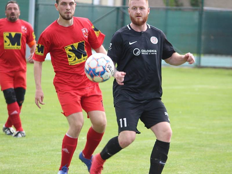 Letní liga Pivovaru Kutná Hora: TJ Sokol Červené Janovice - SK Malešov 7:3 (3:1).