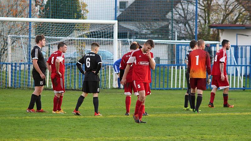 Fotbalový okresní přebor: Malín/Kutná Hora B - Suchdol 2:1 (2:1).