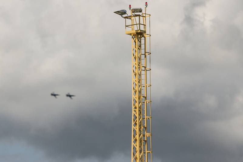 Z úspěšné certifikace display pilotů letounů L-159 ALCA na letišti v Čáslavi.