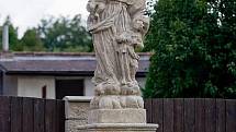 Požehnání sochy svaté Anny v Přítokách