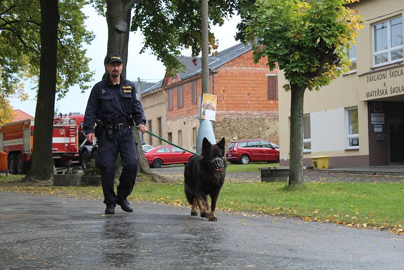 Policisté a hasiči hledali v rámci taktického cvičení dvě osoby.