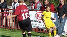 Z fotbalového utkání starší přípravy Kutná Hora A – Červené Janovice 4:1, sobota 23. října 2010.