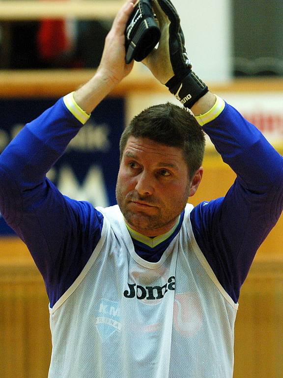 19. kolo Chance futsal ligy: Benago Zruč - Nejzbach Vysoké Mýto 7:6, 7. března 2012.