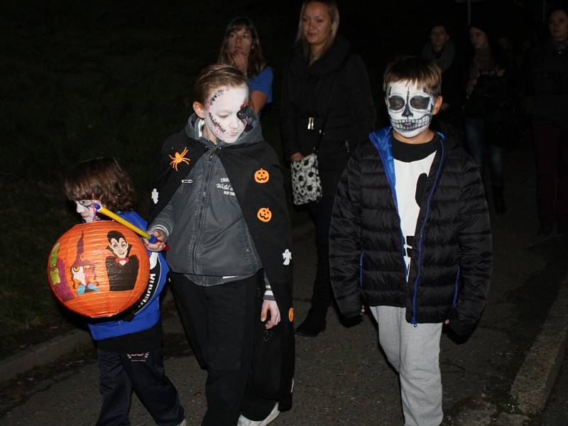 Lampionový průvod na Základní škole Jana Palacha 