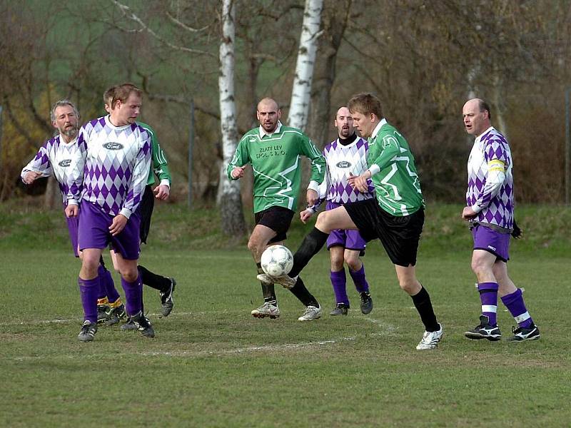 Fotbal: Rataje B - Malešov B, 10. 4. 2010