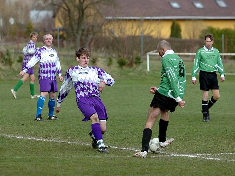 Fotbal: Rataje B - Malešov B, 10. 4. 2010