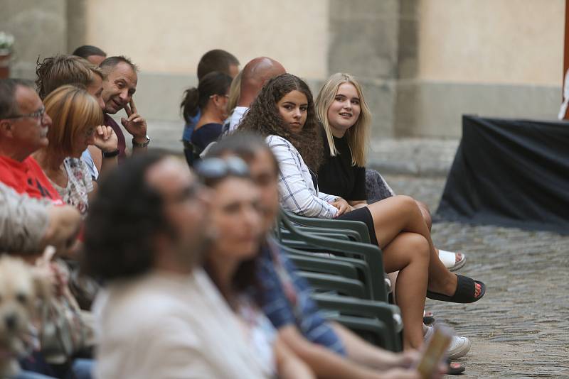 Premiéra inscenace ochotnického spolku Tyl v sobotu 31. července 2021.