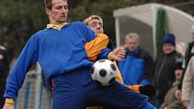 Z přípravného fotbalového utkání na turnaji v Uhříněvsi: Uhlířské Janovice - Cholupice (1:0).