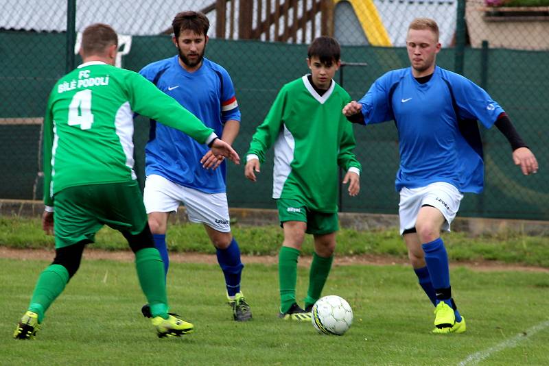 Fotbalová III. třída: TJ Sokol Červené Janovice - FC Bílé Podolí B 1:2 pk (0:0).