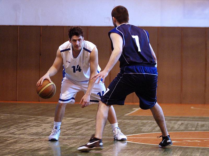 2. zápas čtvrtfinále KP I.: Kutná Hora - Kolín B 76:67, 11. března 2012.