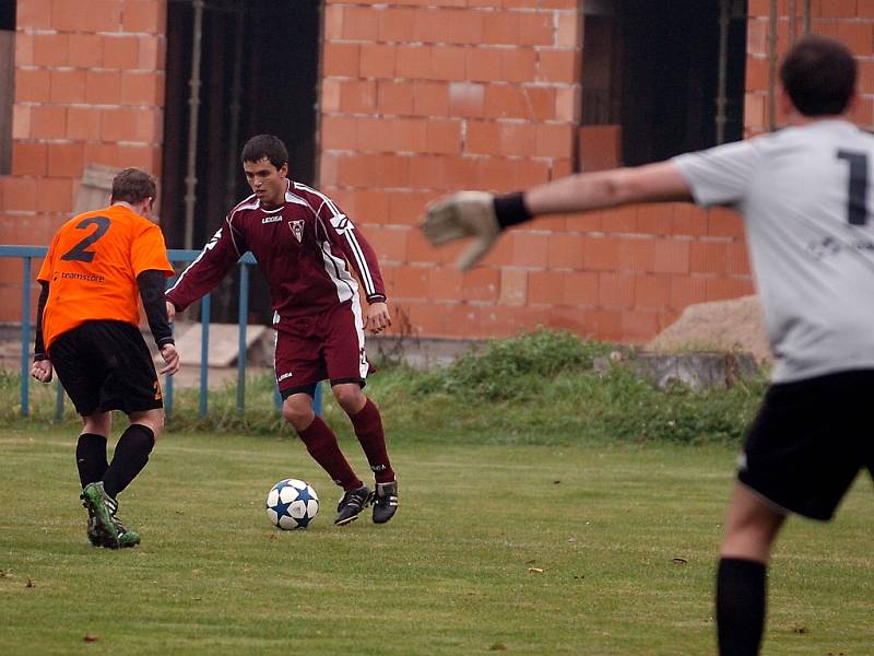 9. kolo okresního přeboru: Malín - Kutná Hora B 2:3, 20. října 2012.