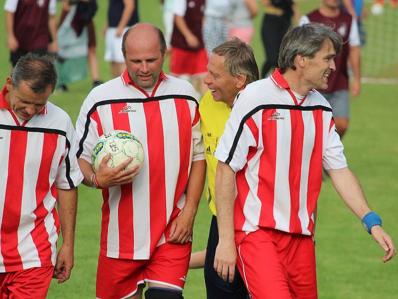 Z 23. ročníku Pukma Cupu, turnaje v malé kopané v Červených Janovicích.